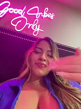sexyyykloee online show from 22, 6, 2026