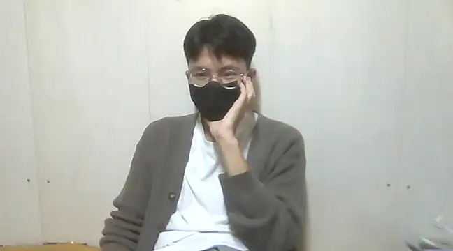 Gwencloudy online show from 11, 1, 2025