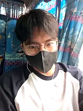 Gwencloudy online show from 1, 2, 2026