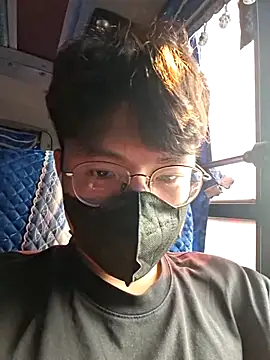 Gwencloudy online show from 12, 4, 2026