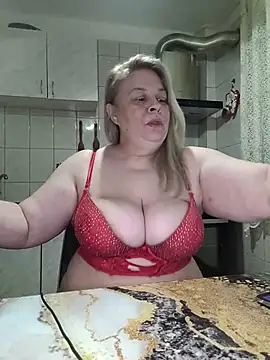 AriannaMilf online show from 15, 4, 2026