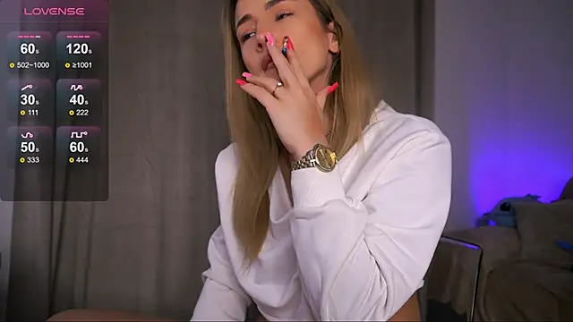 AishaCarter online show from 13, 2, 2025