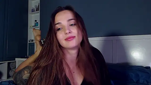 Snapshot of MeIisaLove chatting on 6, 12, 2024 MeIisaLove online show from 6, 12, 2024