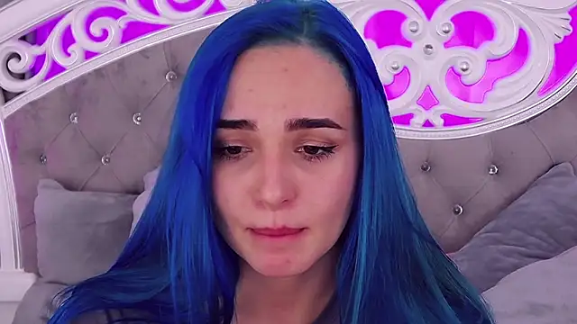 Snapshot of MeIisaLove chatting on 11, 3, 2025 MeIisaLove online show from 11, 3, 2025