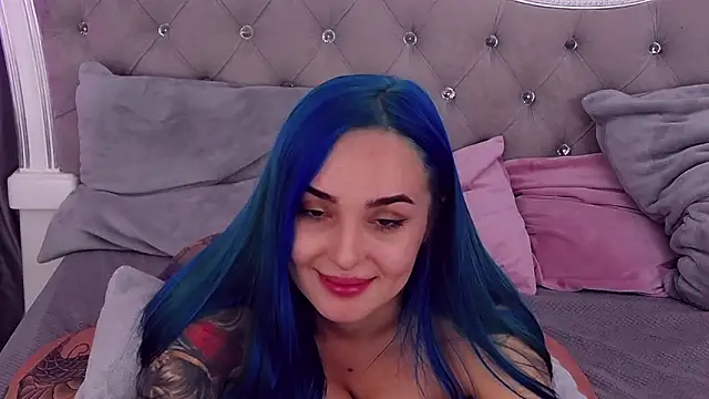 Snapshot of MeIisaLove chatting on 11, 3, 2025 MeIisaLove online show from 11, 3, 2025