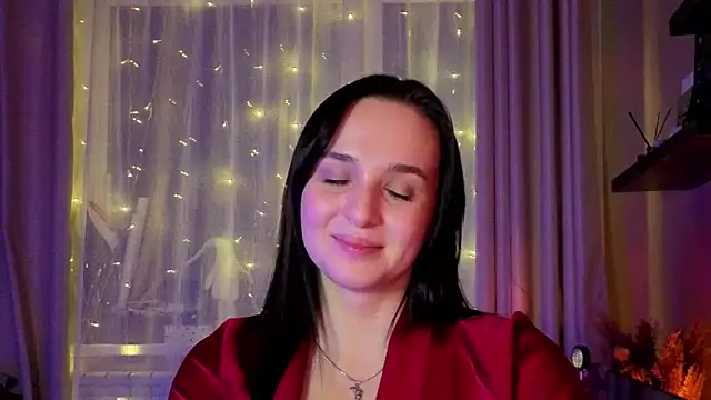 Snapshot of MeIisaLove chatting on 3, 2, 2026 MeIisaLove online show from 3, 2, 2026