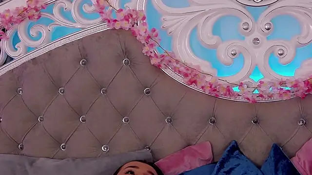 Snapshot of MeIisaLove chatting on 28, 2, 2026 MeIisaLove online show from 28, 2, 2026