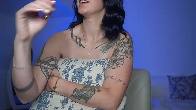 Snapshot of greydesire chatting on 10, 10, 2025 greydesire online show from 10, 10, 2025