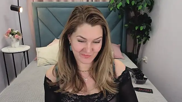 Adele Russo online show from 11, 1, 2026