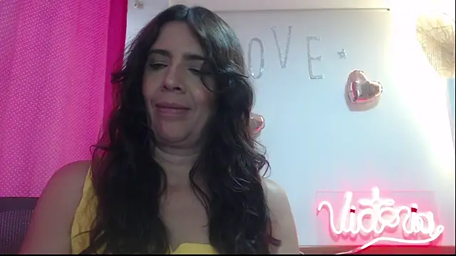 Victoria meester online show from 5, 3, 2025