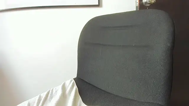 Snapshot of squirttati33 chatting on 28, 10, 2025 squirttati33 online show from 28, 10, 2025