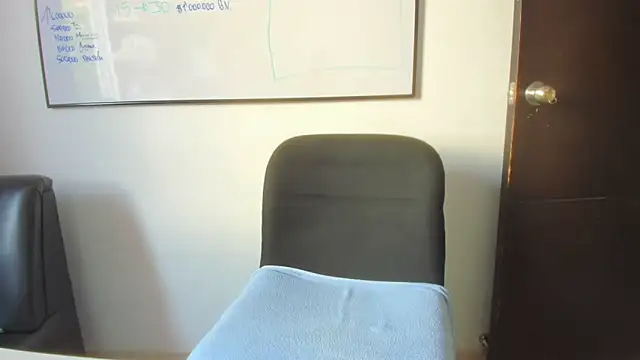 squirttati33 online show from 5, 11, 2025