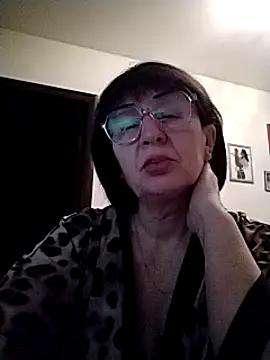 AlbinaXPretty online show from 5, 1, 2025