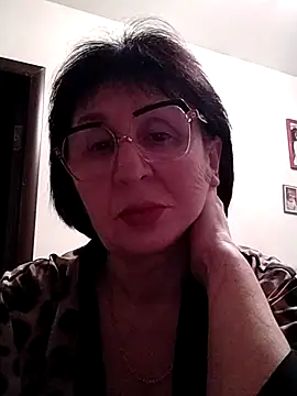 AlbinaXPretty online show from 2, 2, 2025