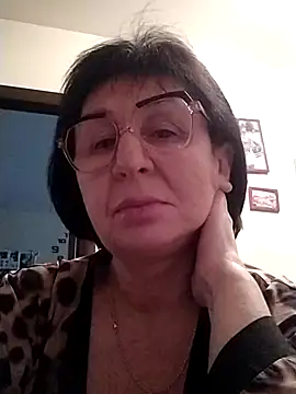 AlbinaXPretty online show from 8, 2, 2025