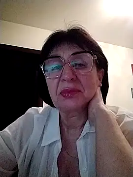 AlbinaXPretty online show from 9, 3, 2025