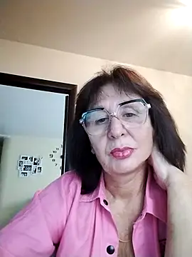 AlbinaXPretty online show from 6, 10, 2025