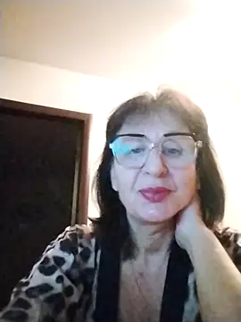 AlbinaXPretty online show from 9, 10, 2025