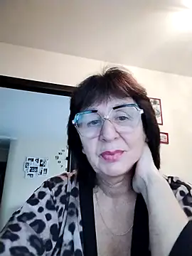 AlbinaXPretty online show from 11, 11, 2025