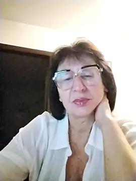 AlbinaXPretty online show from 19, 11, 2025