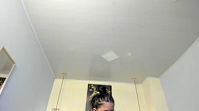 ayshel   online show from 3, 3, 2025