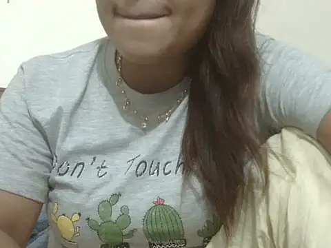 shekira99 online show from 13, 4, 2026