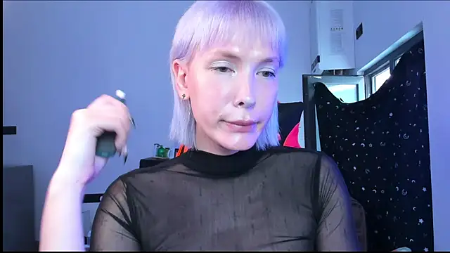 Snapshot of dollmore chatting on 4, 7, 2026 dollmore online show from 4, 7, 2026
