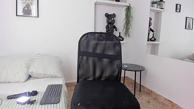 valerycolins online show from 19, 9, 2025