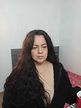 Snapshot of lucia_vonne_ chatting on 14, 6, 2026 lucia vonne online show from 14, 6, 2026