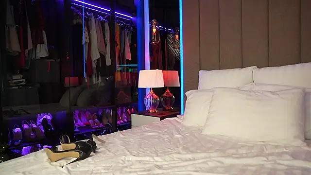 Arte Adelle online show from 16, 1, 2025