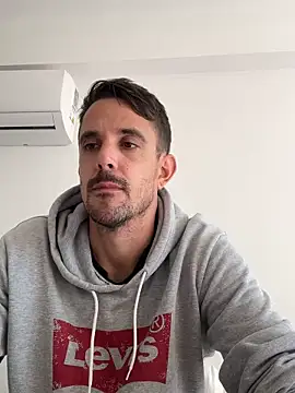 julian333 online show from 15, 3, 2025