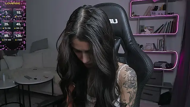 vinkitinkii online show from 17, 2, 2025