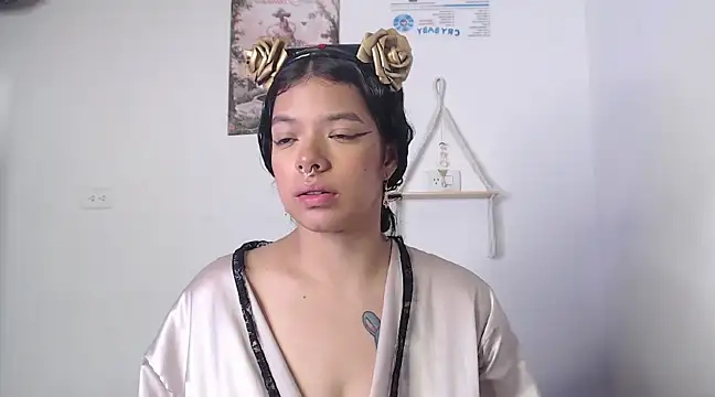 Snapshot of yungelitamor_ chatting on 2, 2, 2025 yungelitamor online show from 2, 2, 2025