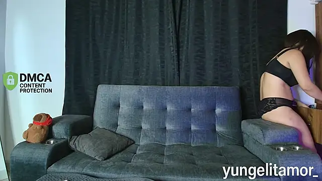 Snapshot of yungelitamor_ chatting on 9, 10, 2025 yungelitamor online show from 9, 10, 2025