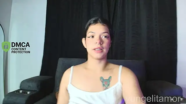 yungelitamor  online show from 14, 11, 2025