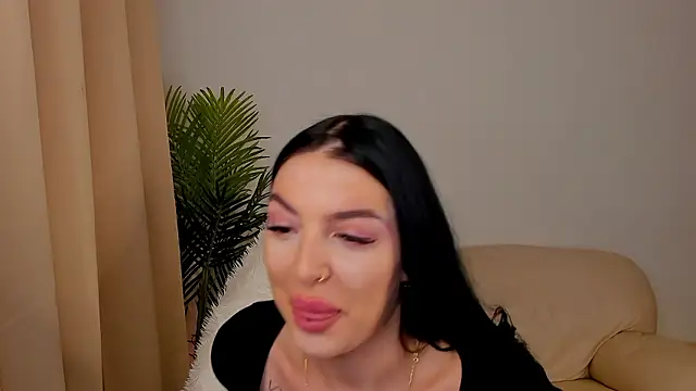 Snapshot of RaveWithMe9 chatting on 7, 12, 2024 RaveWithMe9 online show from 7, 12, 2024