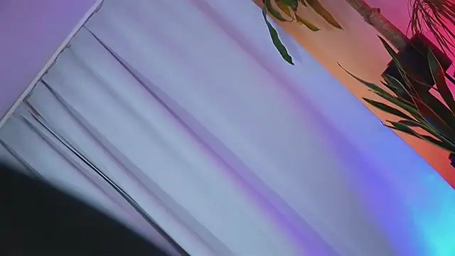 hotmilfbitch online show from 14, 3, 2025