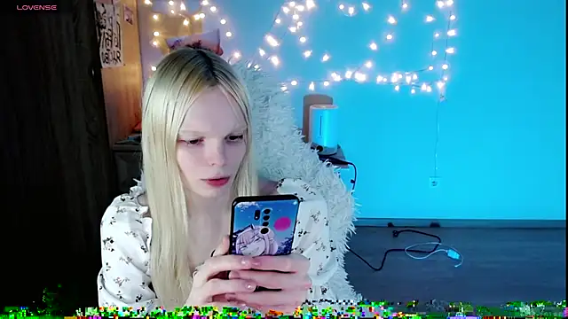 Emily Nyaffee online show from 23, 3, 2025