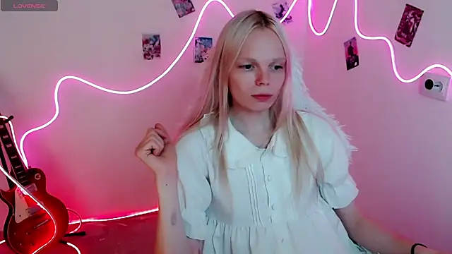 Emily Nyaffee online show from 11, 9, 2025