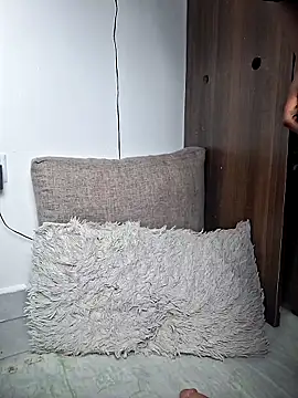 hornycreamybabe online show from 18, 10, 2025