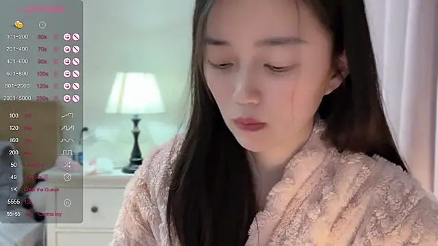 A-xena online show from 2, 2, 2025