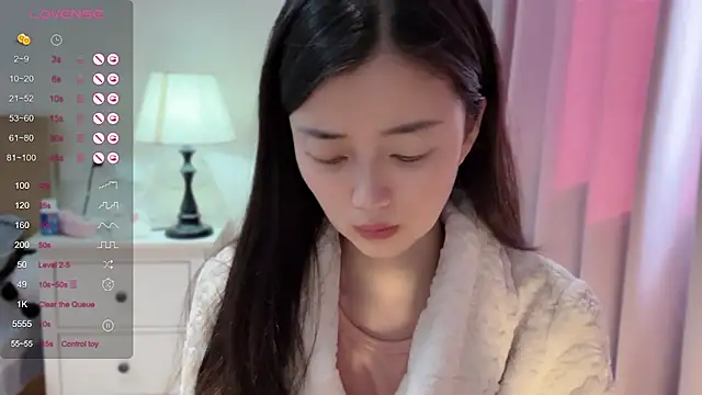 A-xena online show from 4, 2, 2025