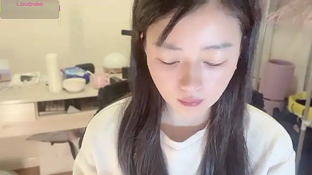 A-xena online show from 4, 12, 2025