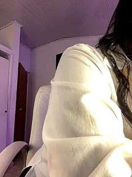 Snapshot of NatashaBrown12 chatting on 19, 9, 2025 NatashaBrown12 online show from 19, 9, 2025