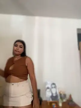 NatashaBrown12 online show from 10, 4, 2026