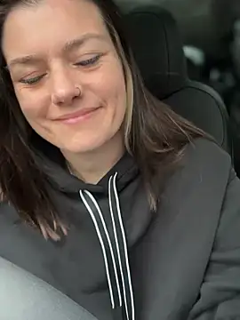 LadyLena1 online show from 22, 12, 2024