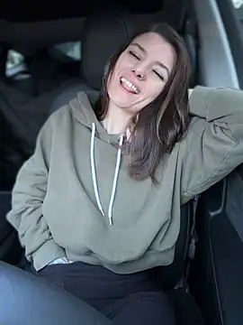 LadyLena1 online show from 19, 12, 2025