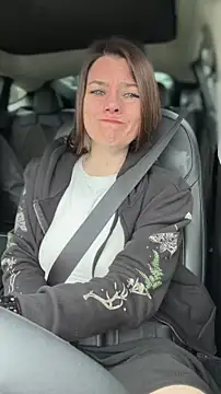 LadyLena1 online show from 23, 4, 2026