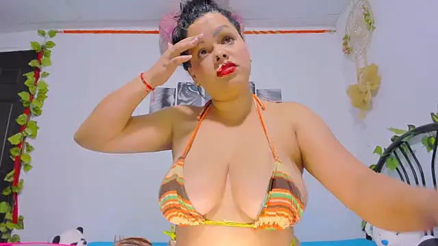 Alhelqueen online show from 28, 9, 2025