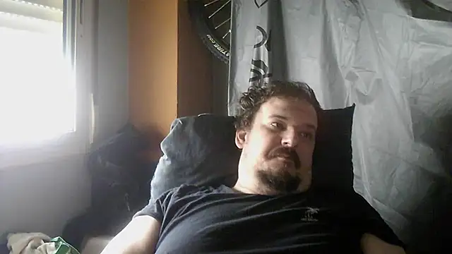 Snapshot of porkorossy chatting on 15, 10, 2025 porkorossy online show from 15, 10, 2025